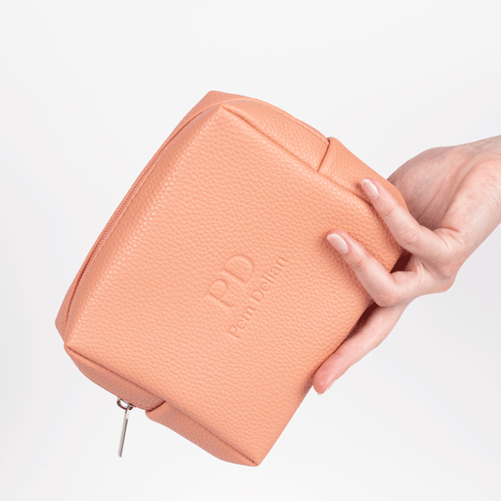 Pem Delian barack színű vegán bőr sminktáska kézbe