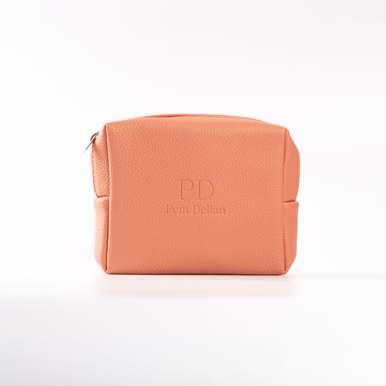 Pem Delian barack sminktáska fehér háttér