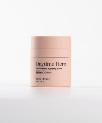 Pem Delian Daytime Hero tégely fehér háttérrel