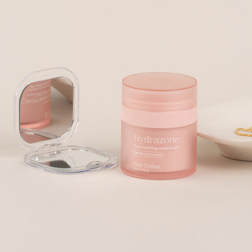 Pem Delian Hydrazone mélyhidratáló arcápoló zselé kombinált, zsíros, normál bőrre, mellette tükör, tál, gyűrű