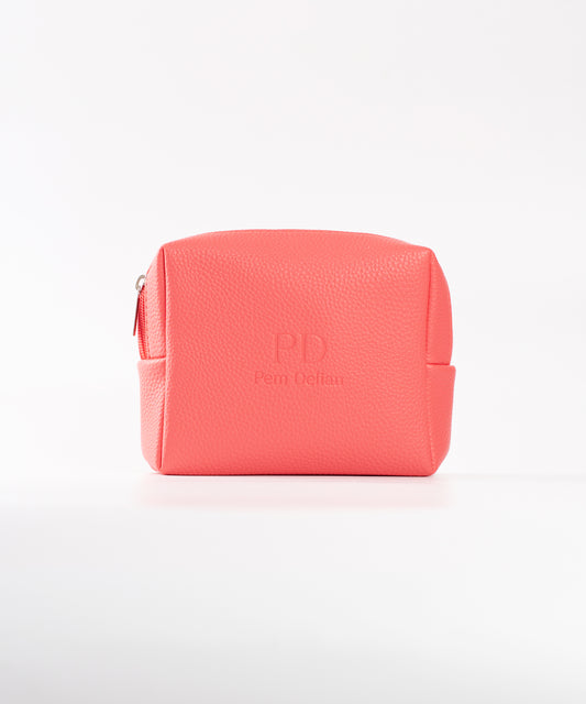 Pem Delian Korall sminktáska fehér háttérrel