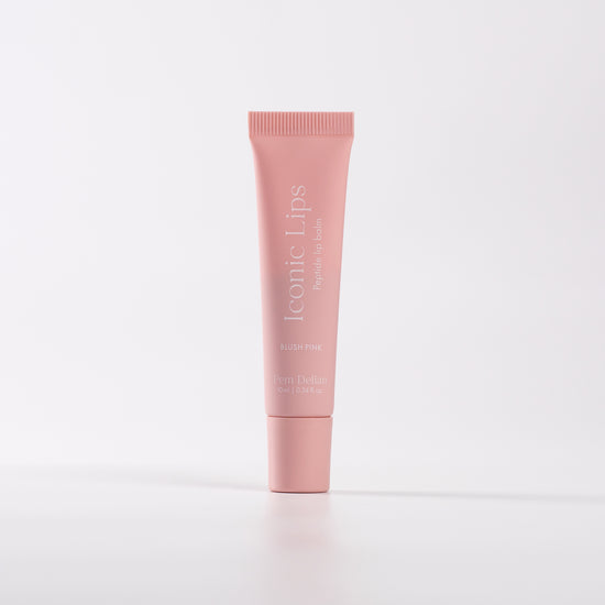 Pem Delian Iconic Lips Blush Pink fehér háttérrel
