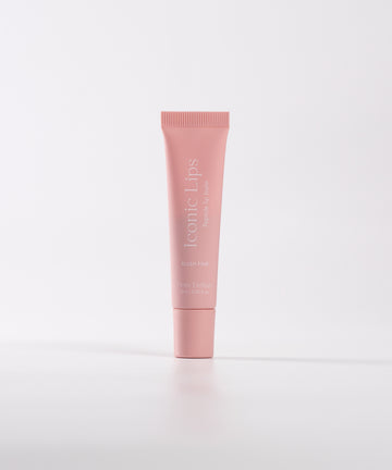 Pem Delian Iconic Lips Blush Pink fehér háttérrel