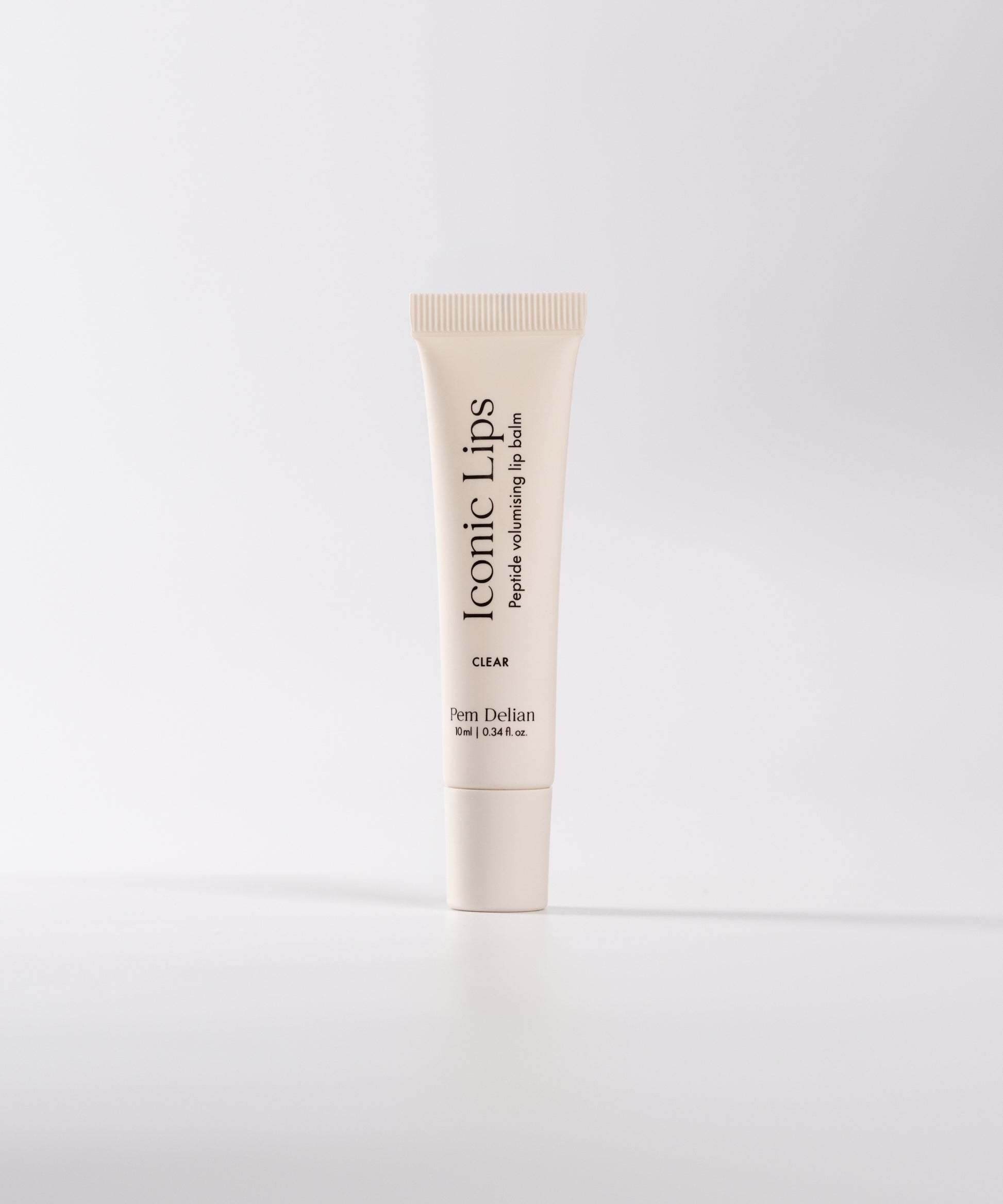 Pem Delian Iconic Lips Clear fehér háttérrel