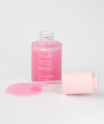 Pem Delian Rosie bőrpír elleni nyugtató szérumkoncentrátum B12-vitaminnal, CICA kivonattal és Panthenollal, rózsaszínű textúra és pipetta